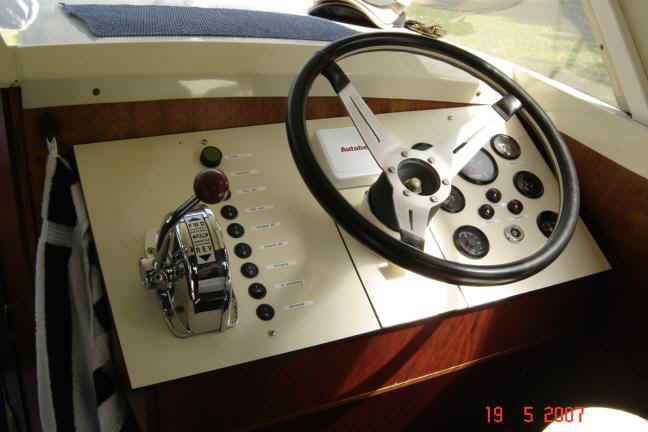 Helios dashboard 04.JPG (38645 bytes)
